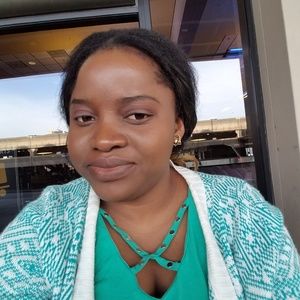 Meet your Posher, Vanessa